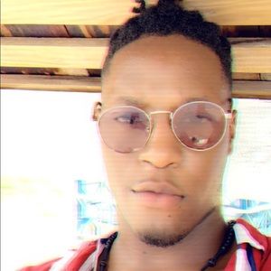 Meet your Posher, Kyle